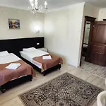 Hotel Diamond White
