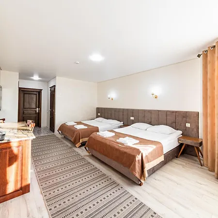 Diamond White Boekovel