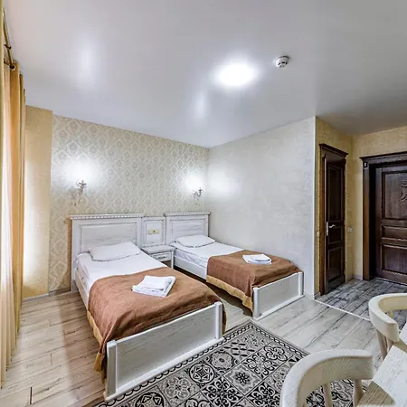 Diamond White Hotel Boekovel