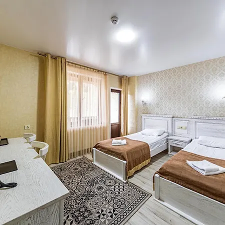 Hotel Diamond White Boekovel